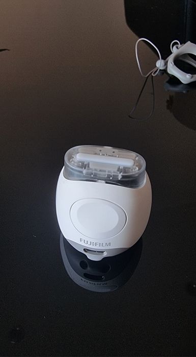 Fujifilm Instax Pal + capa como nova!