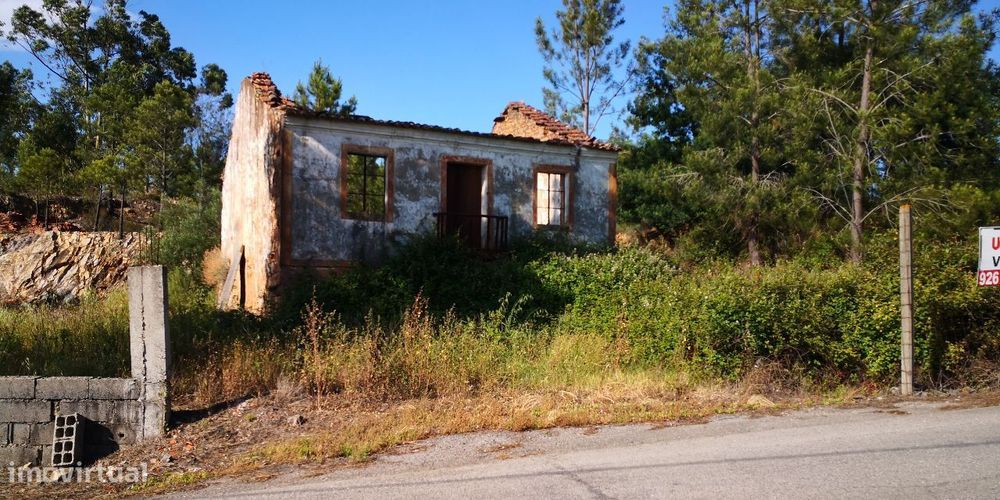 Moradia para recuperar / Venda Nova, Envendos, Mação