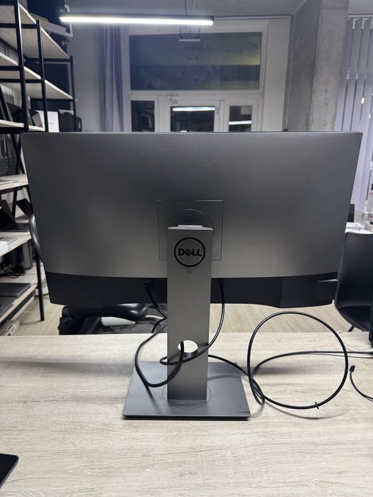 Монітор Dell 27 4K Dell U2720Q