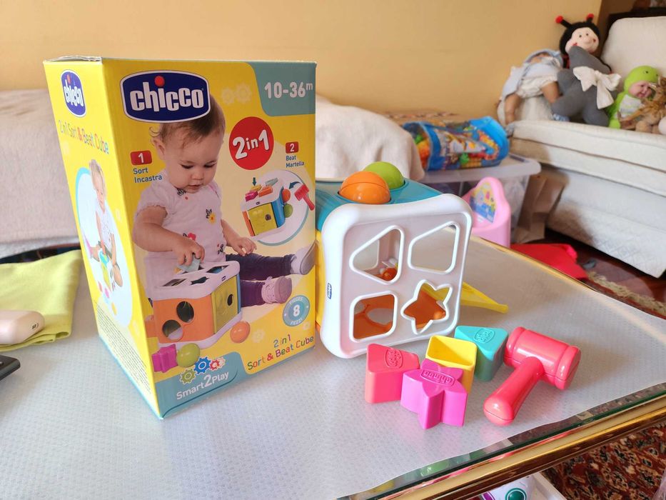 Іграшка розвиваюча для дитини 12+ місяців