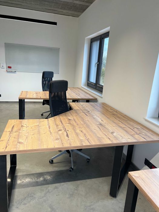 Biurko narożne w bardzo dobrym stanie