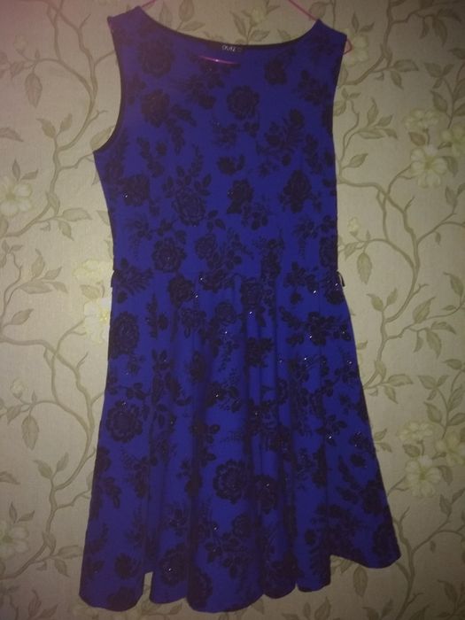 нарядное  платье.