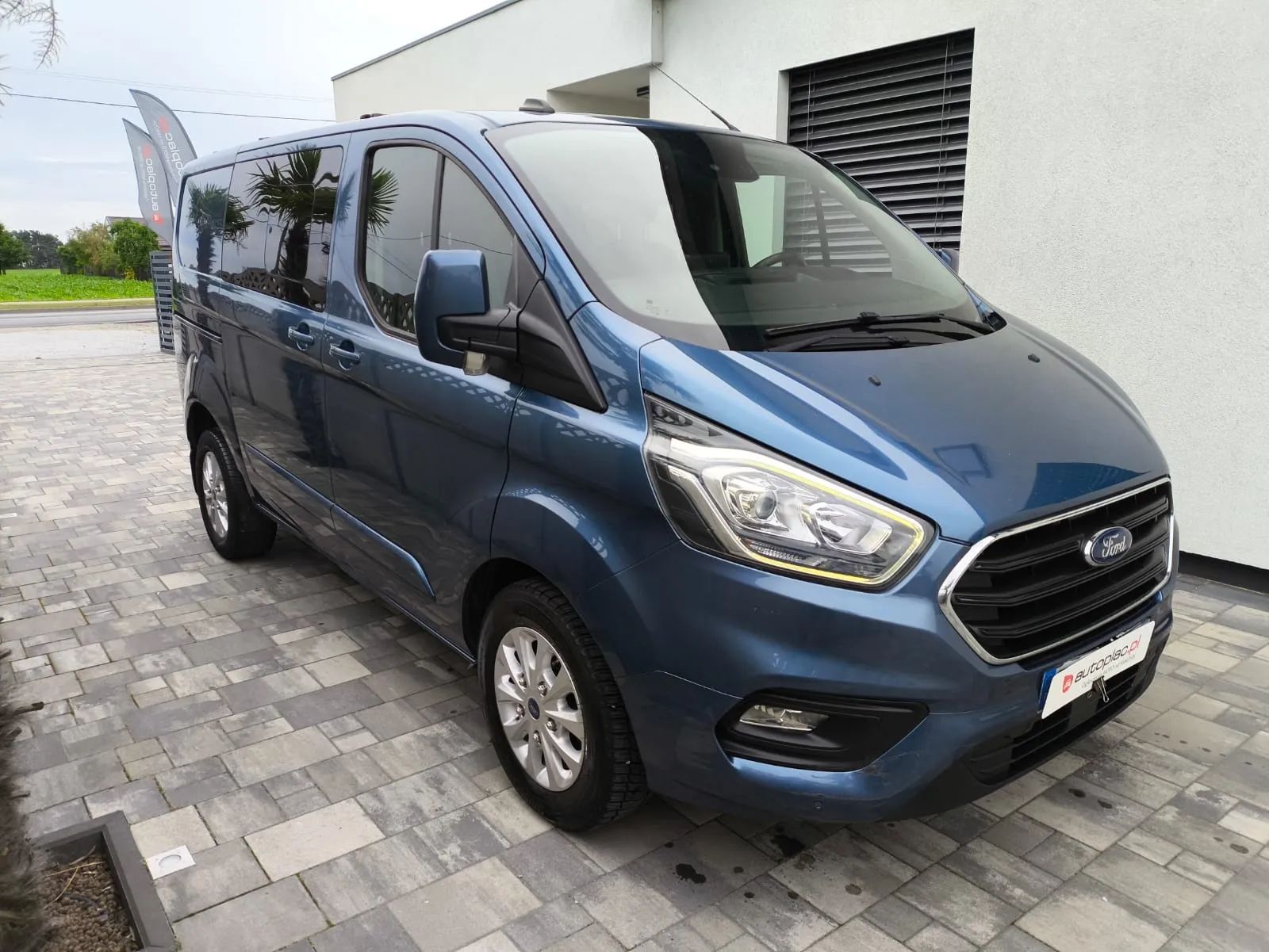 Ford Transit Custom 2x drzwi przesuwne AUTOMAT Alumy Navi climatronic relingi