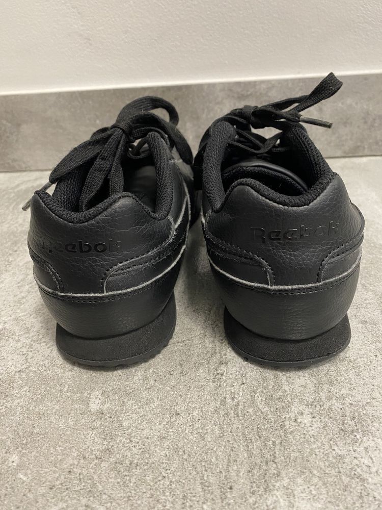 Reebok buty skórzane czarne r. 34,5 wkładka 22,5 cm