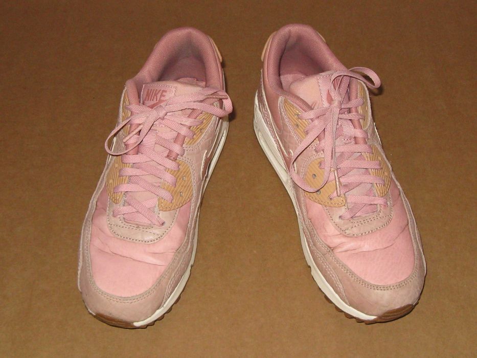 кроссовки женские Nike Air Max, 38,5р.