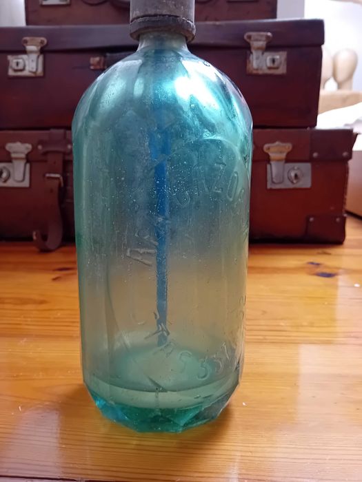Antiga garrafa de sifao dos anos 20