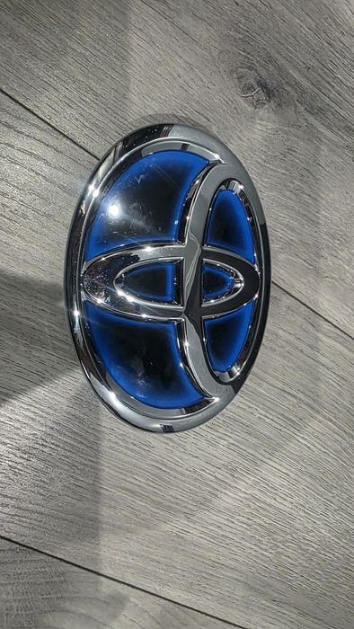 Емблема значок TOYOTA