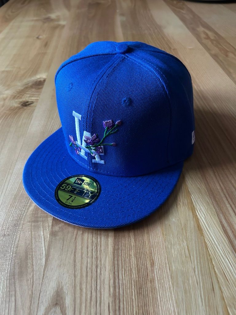 Czapki New Era Full Cap NLB nowe