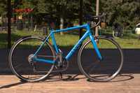 CANYON Endurace Al6 + pedaly shimano SPD vs