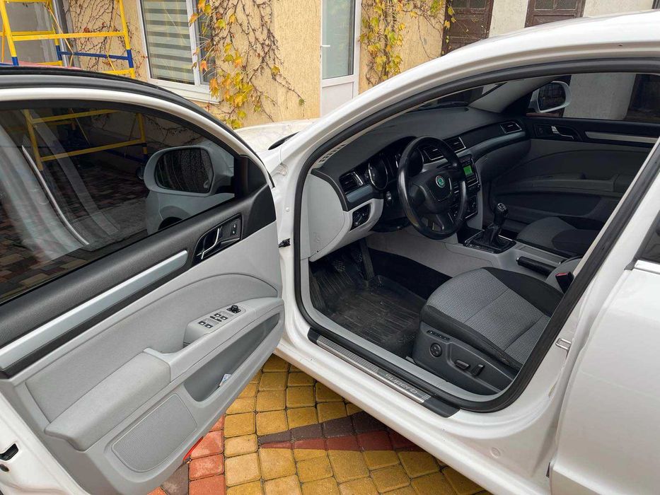 Продам Skoda Suberb 2008 року 1.8 TSI.