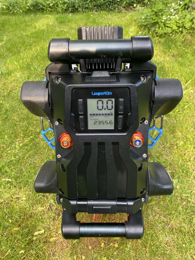 Monocykl elektryczny Veteran Patton 66 lbs