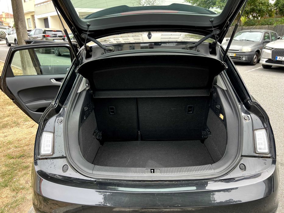 Audi A1 Sportback 1.6 TDI S-line