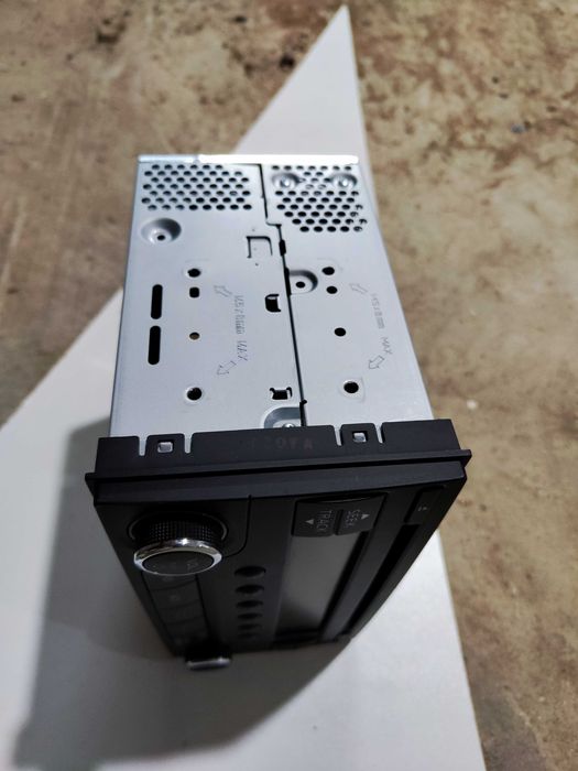 Магнітола штатна оригінал Nissan Micra k13, 2018 рік (Ніссан Мікра)