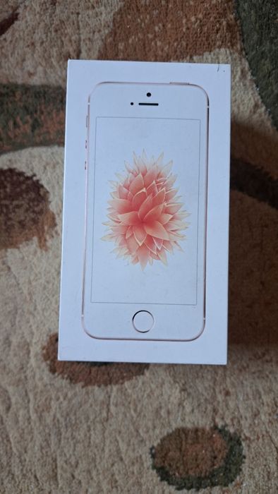 Telefon komórkowy IPhone SE