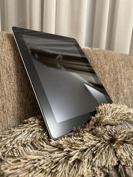 iPad (4th generation) Wi-Fi 64GB Black