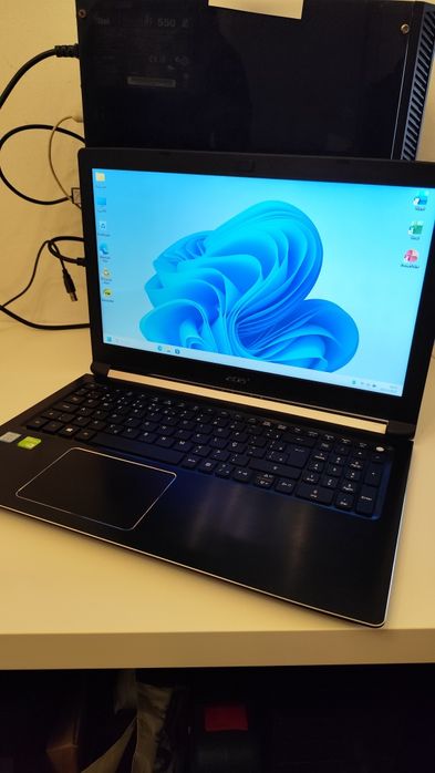 Portátil Acer A515-51G | i5 | 12GB RAM | SSD 240GB | UHD 620 + MX130