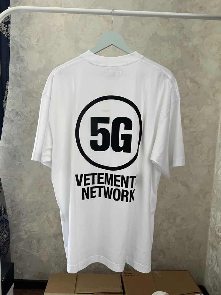 Vetements 5G Network Logo T-Shirt (S) Oversize