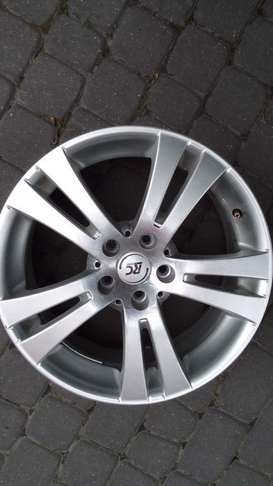 Felgi aluminiowe (17 cali) z kompletem nakrętek