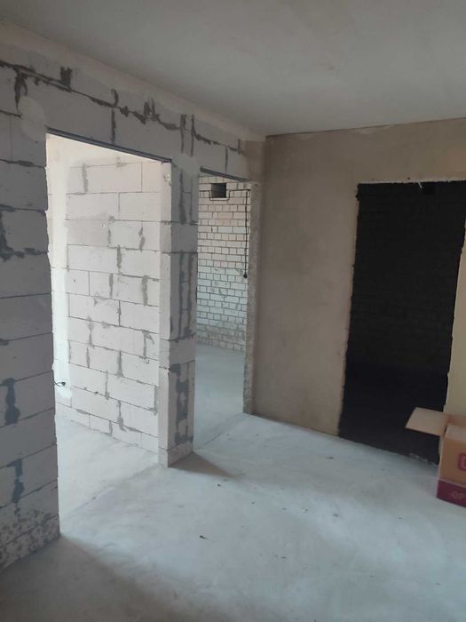 Продам 1 кiмнатну квартиру по вул.Багряного 39,ЖК Олександрiвський