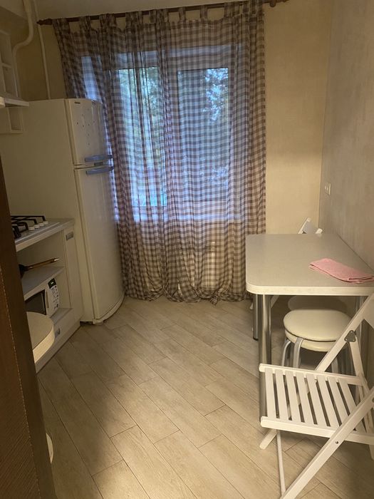 Посуточно 2х к.Берестейская,НАУ,Шалимова,жд вокзал