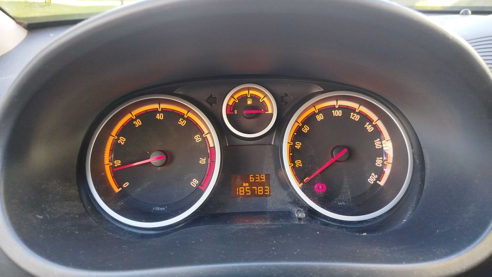 Opel Corsa 1.2 benzyna