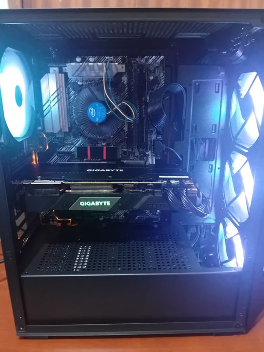 PC gaming rtx 2080Ti 11Gb Ram 16gb