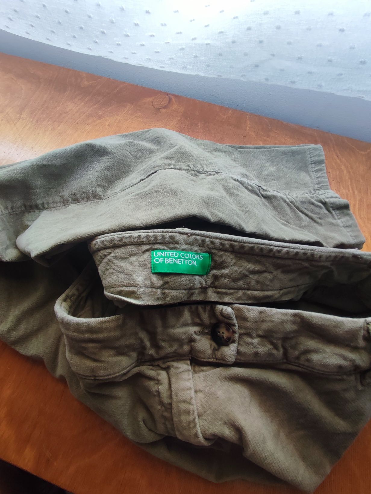 Calças chinos Benetton tam. 42