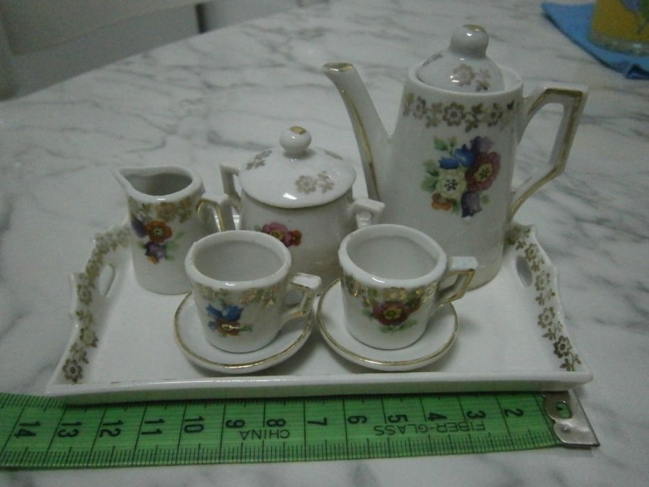 Miniaturas porcelana, brinquedo anos 1930