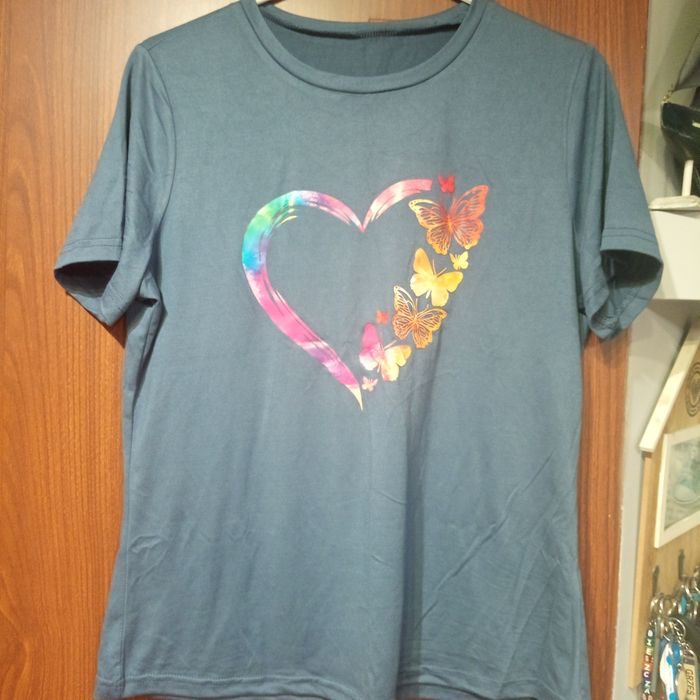 Nowa koszulka bez metki