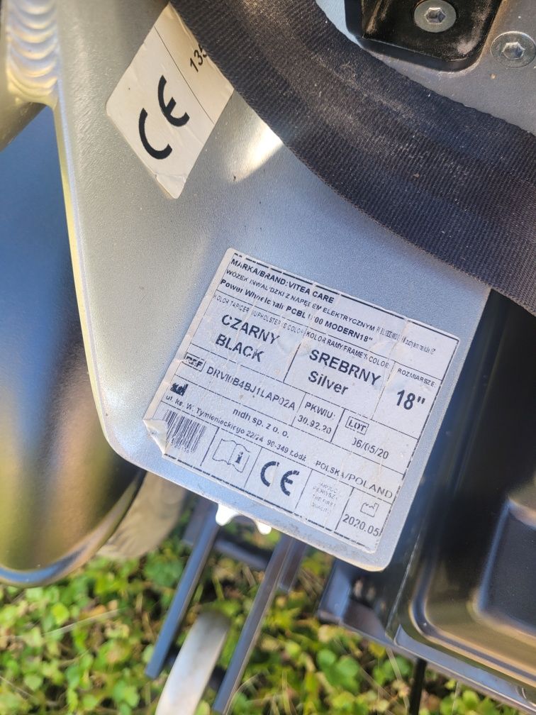 Wózek inwalidzki elektryczny pojazd 18" jeździć akumulator Vitea Care
