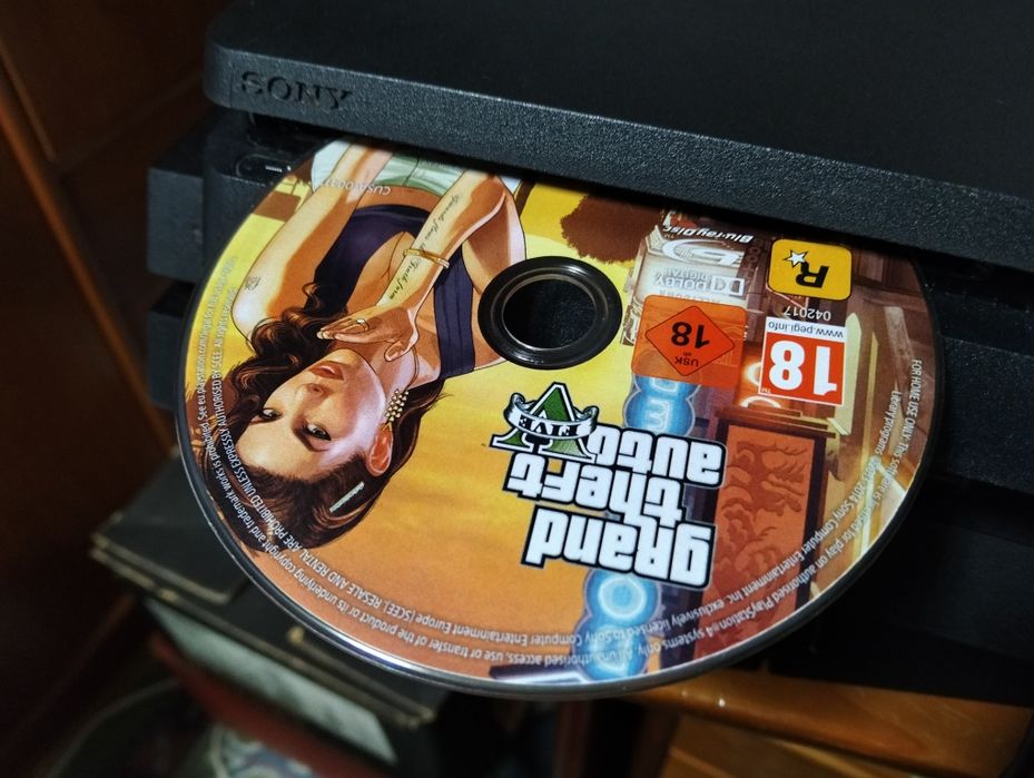 PlayStation 4 Slim 1 tb