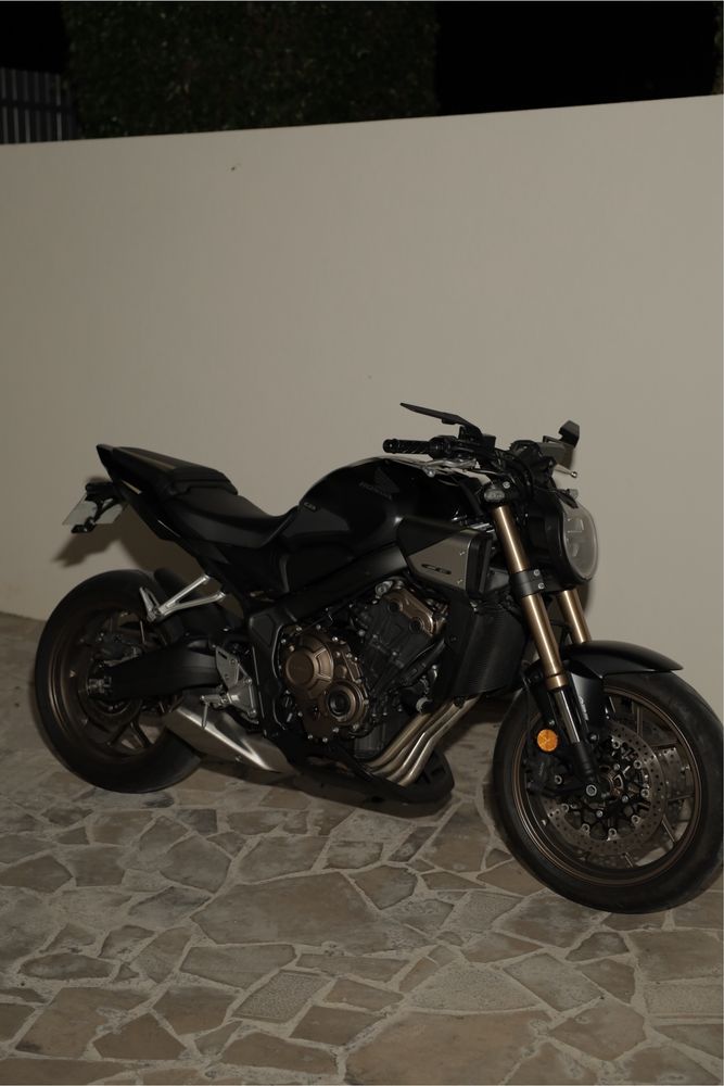 Honda CB650R 35kw livrete (no e-clutch) 2025
