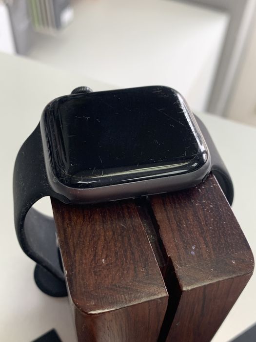 Оригінальні Apple Watch Series 4 44 mm