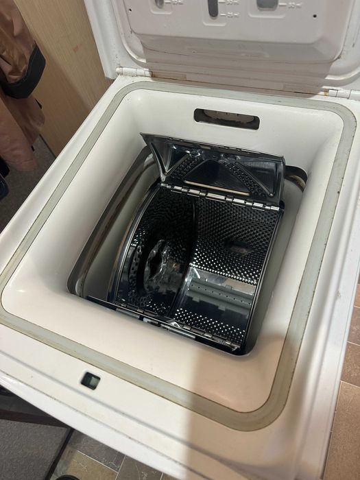 Пральна машинка Whirpool AWE 6080