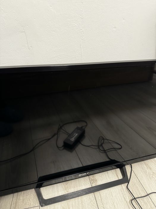 Телевізор Sony KDL-32RE303