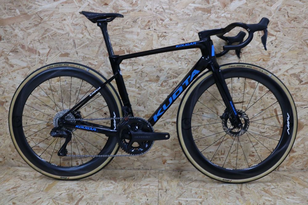 Bicicleta disco Kuota Kougar Air - Ultegra Di2 12 - Rodas carbono