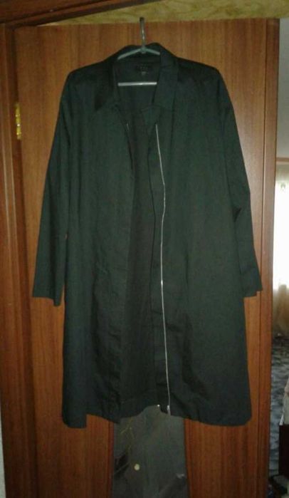 Актуальний тренч Cos  без підкладки