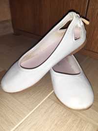 Туфлі білі для дівчинки, розмір 29