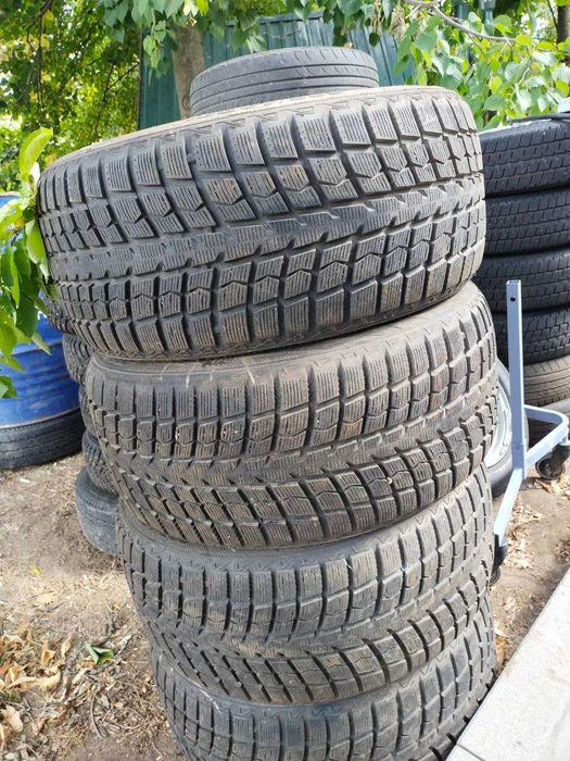 гума зимова комплект GREEN-MAX 295/40 R21    107T. За 10тис.грн 4 шини