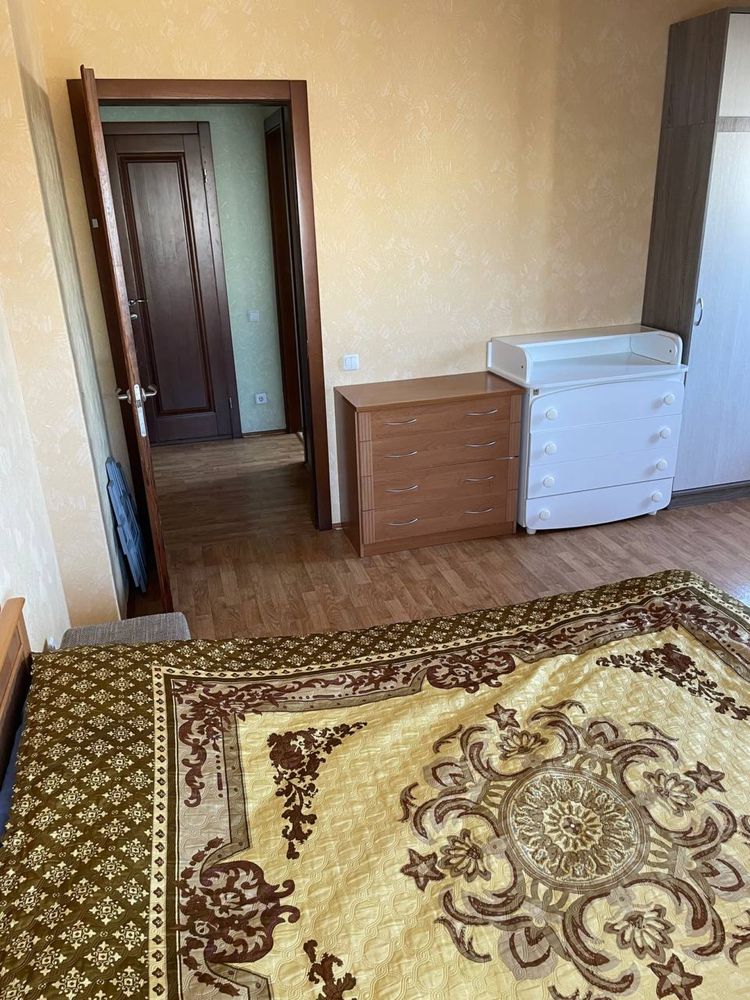 Продам 2-х кімнатну квартиру М.Лагунової 18б