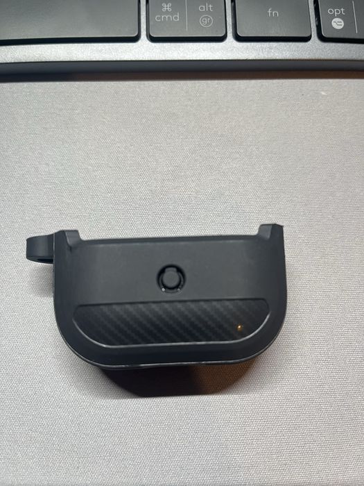 Capa Apple Airpods 3 Matte SPIGEN (Preto)