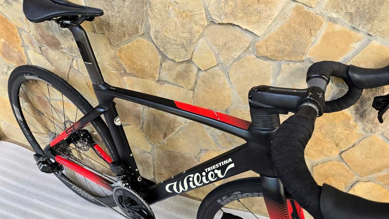 Карбоновий шосейний велосипед Wilier Cento 10 SL Sram Rival eTap AXS