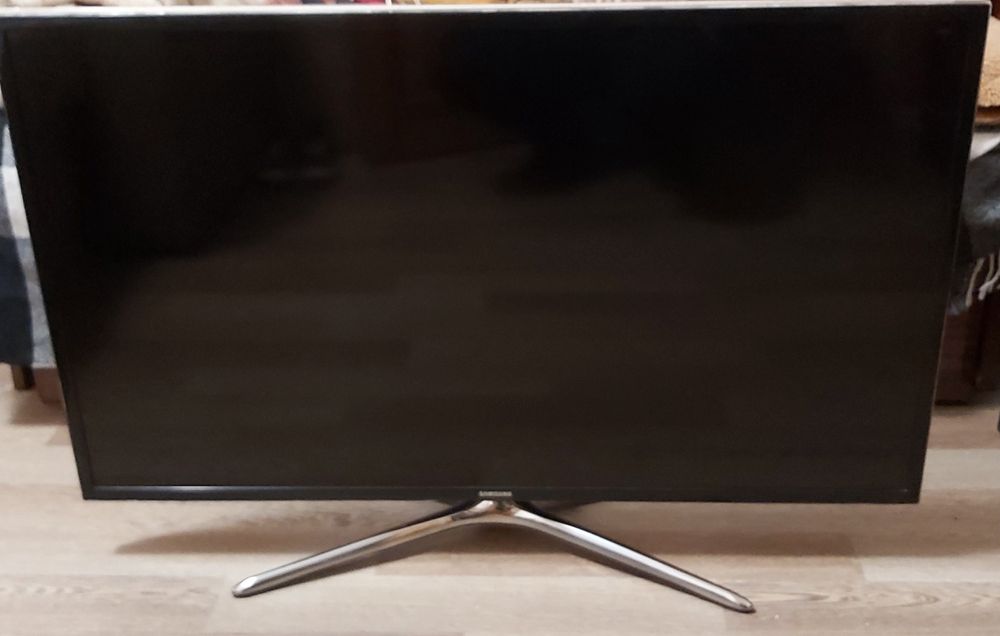 Продам Led телевизор Samsung