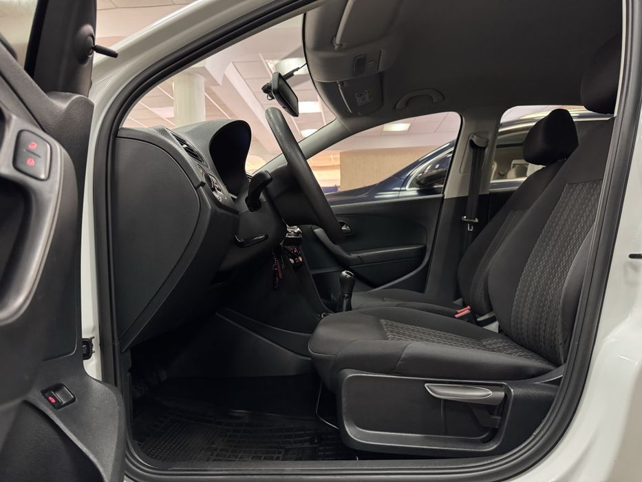 Volkswagen Polo Sedan 1.6 MPI 5МКПП 2017 р.в. (90 к.с)