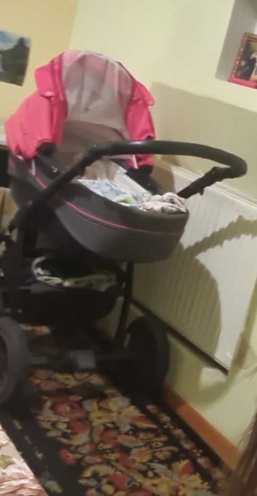 Продам коляску Adamex 2в1