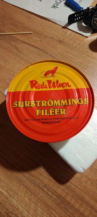 SURSTRÖMMING - kiszone śledzie. Szwedzki Prestige.