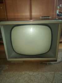Zabytkowy lampowy tv Tosca 1968