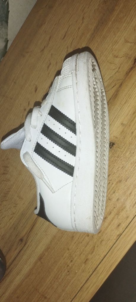 Vendo Adidas Superstar criança