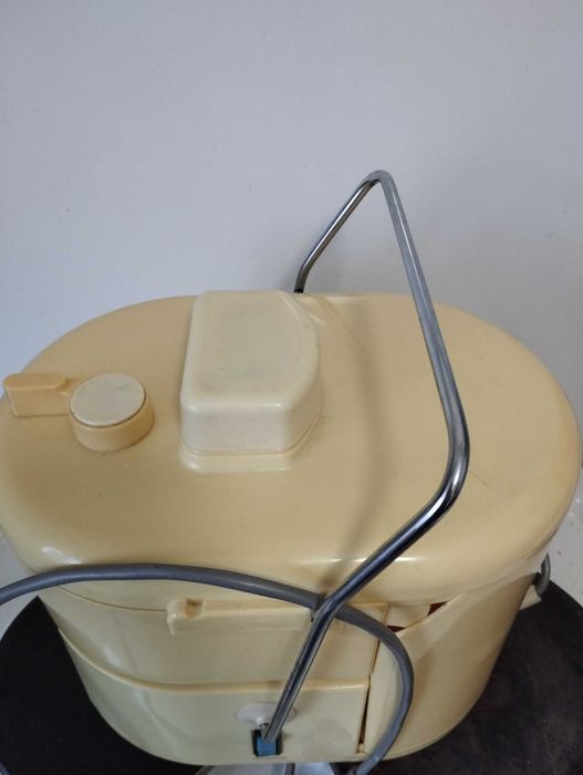 Соковижималка "Росинка" Робочий стан