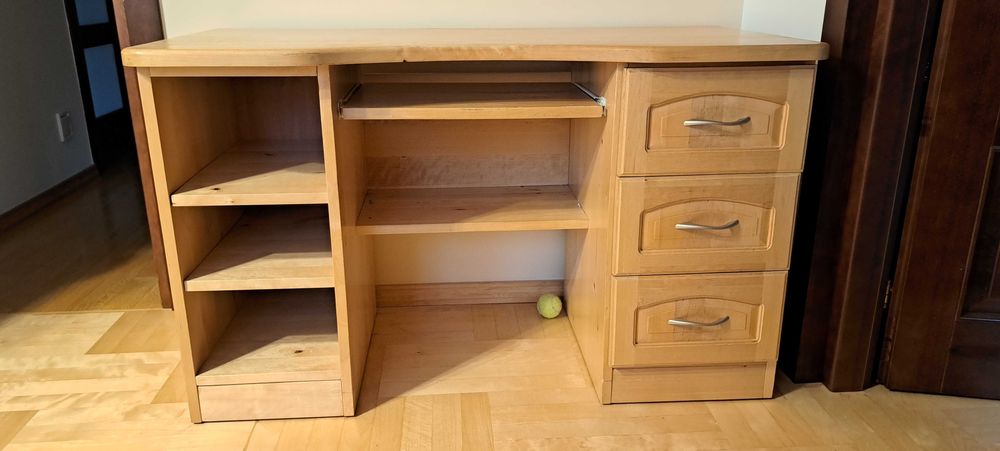 Biurko z drewna brzozowego